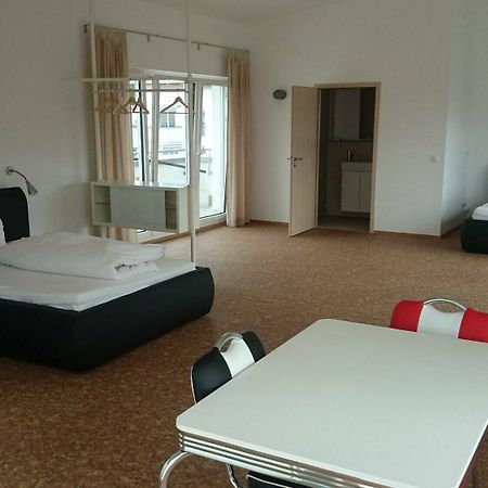 Dreikoenig Aparthotel Crailsheim Quarto foto
