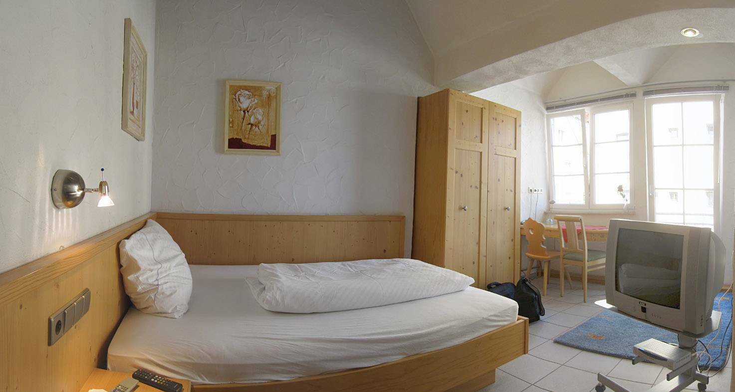 Dreikoenig Aparthotel Crailsheim Quarto foto