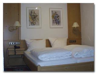 Dreikoenig Aparthotel Crailsheim Quarto foto